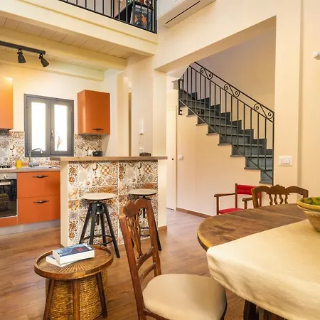 Casa Yasmina * Aci Castello